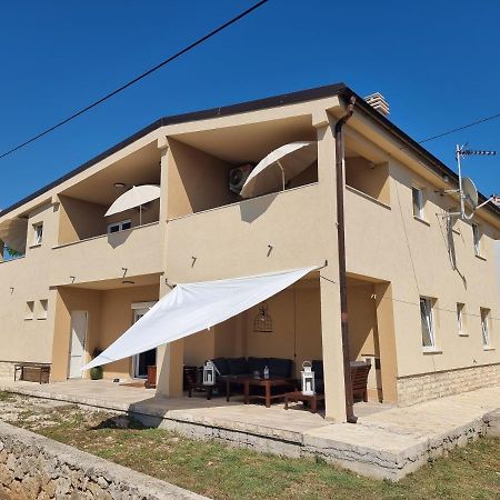 Apartment Novak วีร์ ภายนอก รูปภาพ